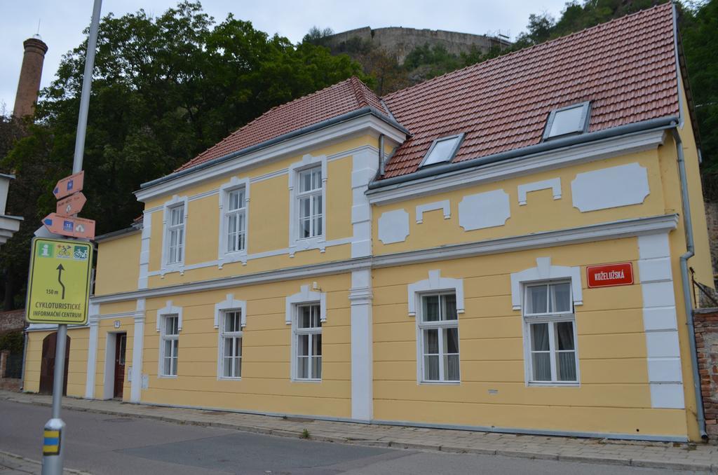 Vinarske Apartmany Znojmo Ngoại thất bức ảnh
